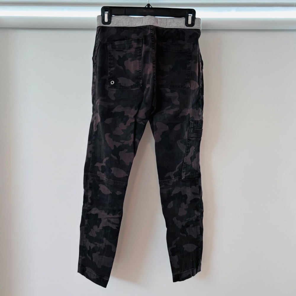 DL1961 William Camo Track Chino - Picture 6 of 6